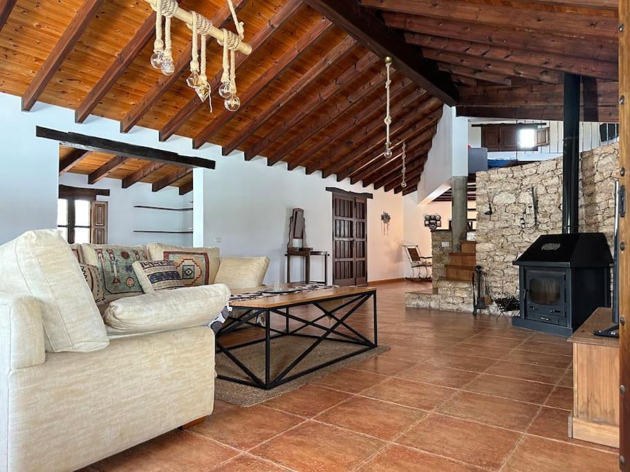 Villa With Pool In The Centre Of Fuerteventura Antigua  Exterior photo